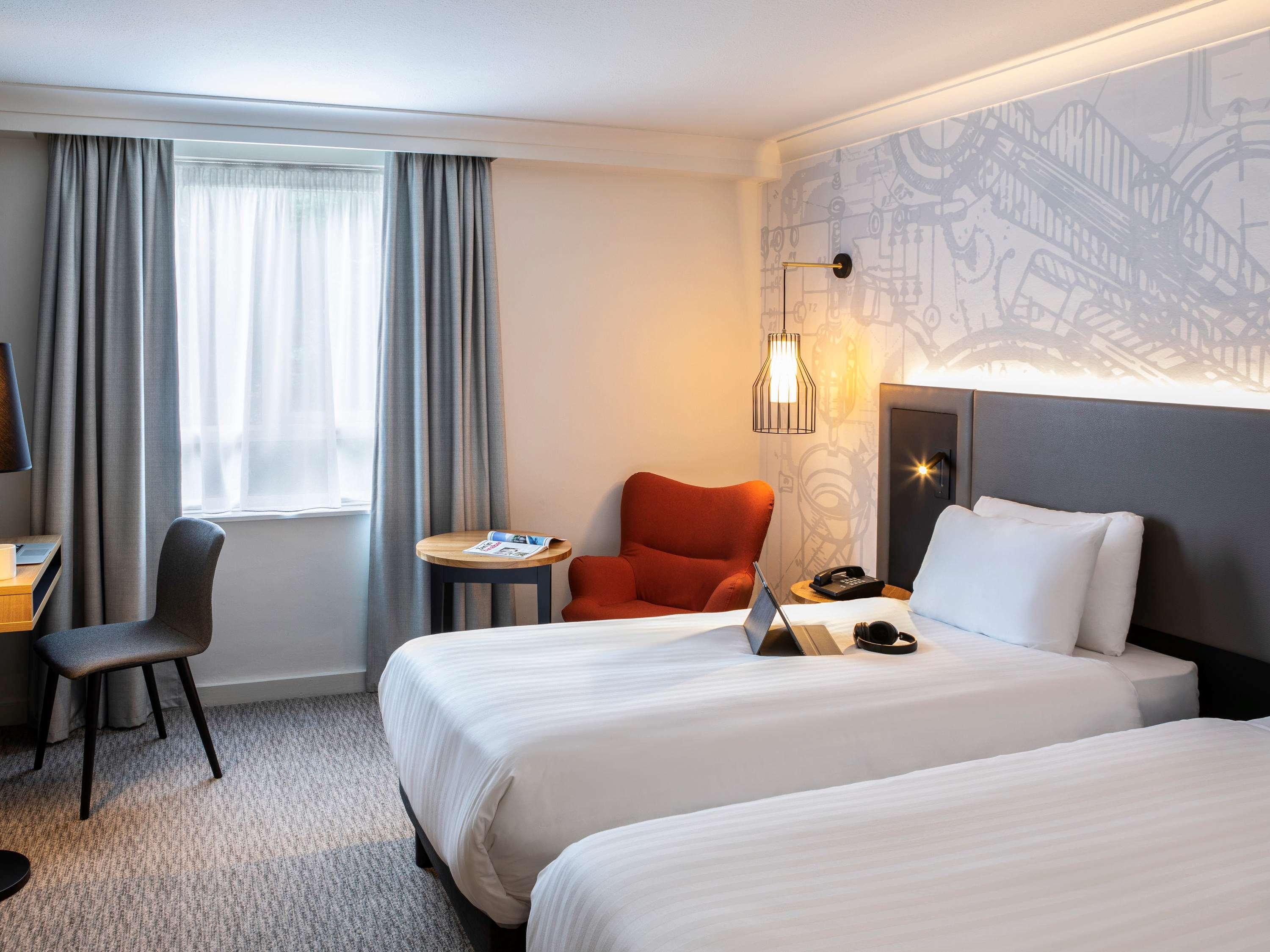 Mercure Birmingham West Hotel West Bromwich Exterior foto