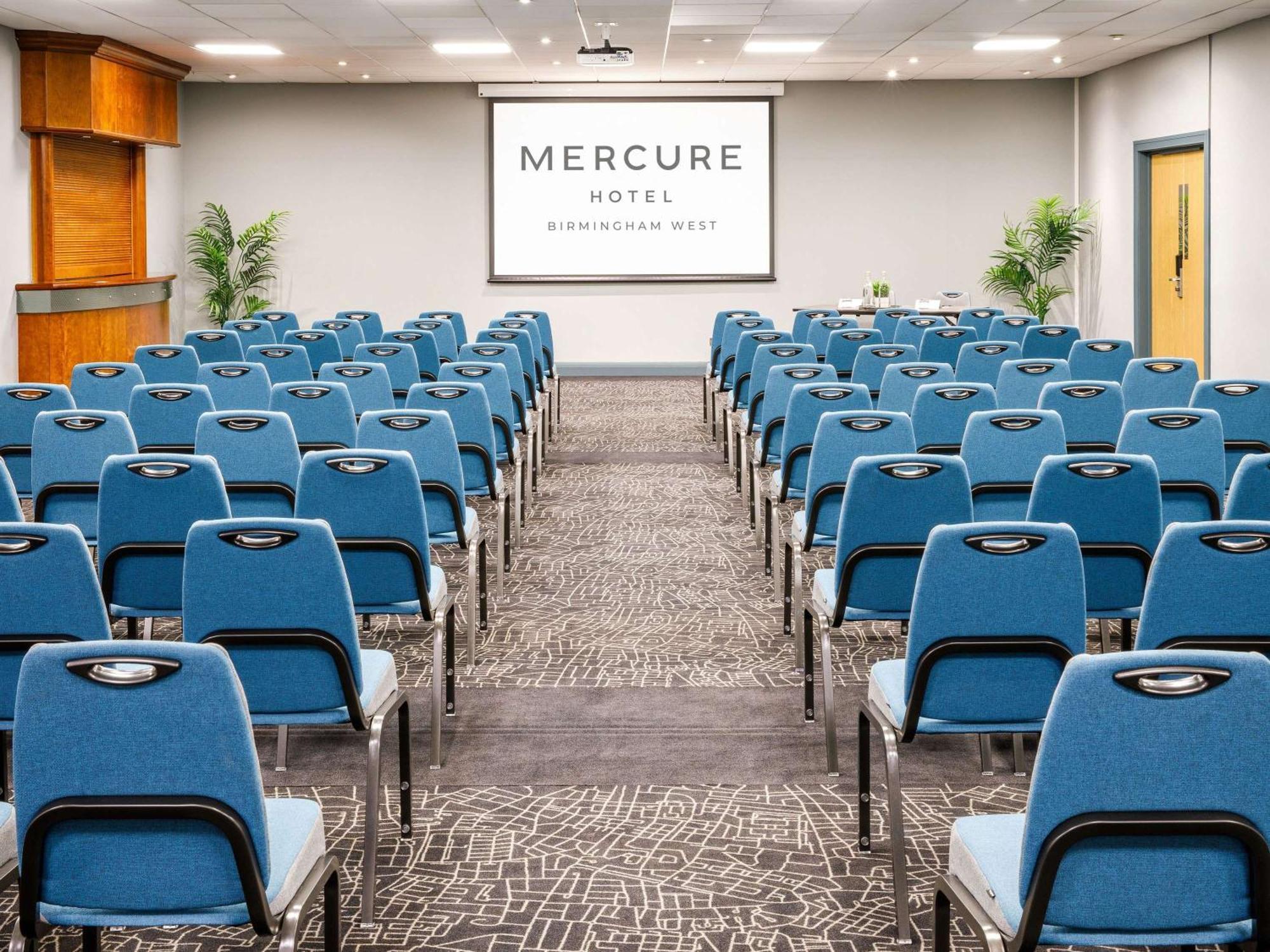 Mercure Birmingham West Hotel West Bromwich Exterior foto