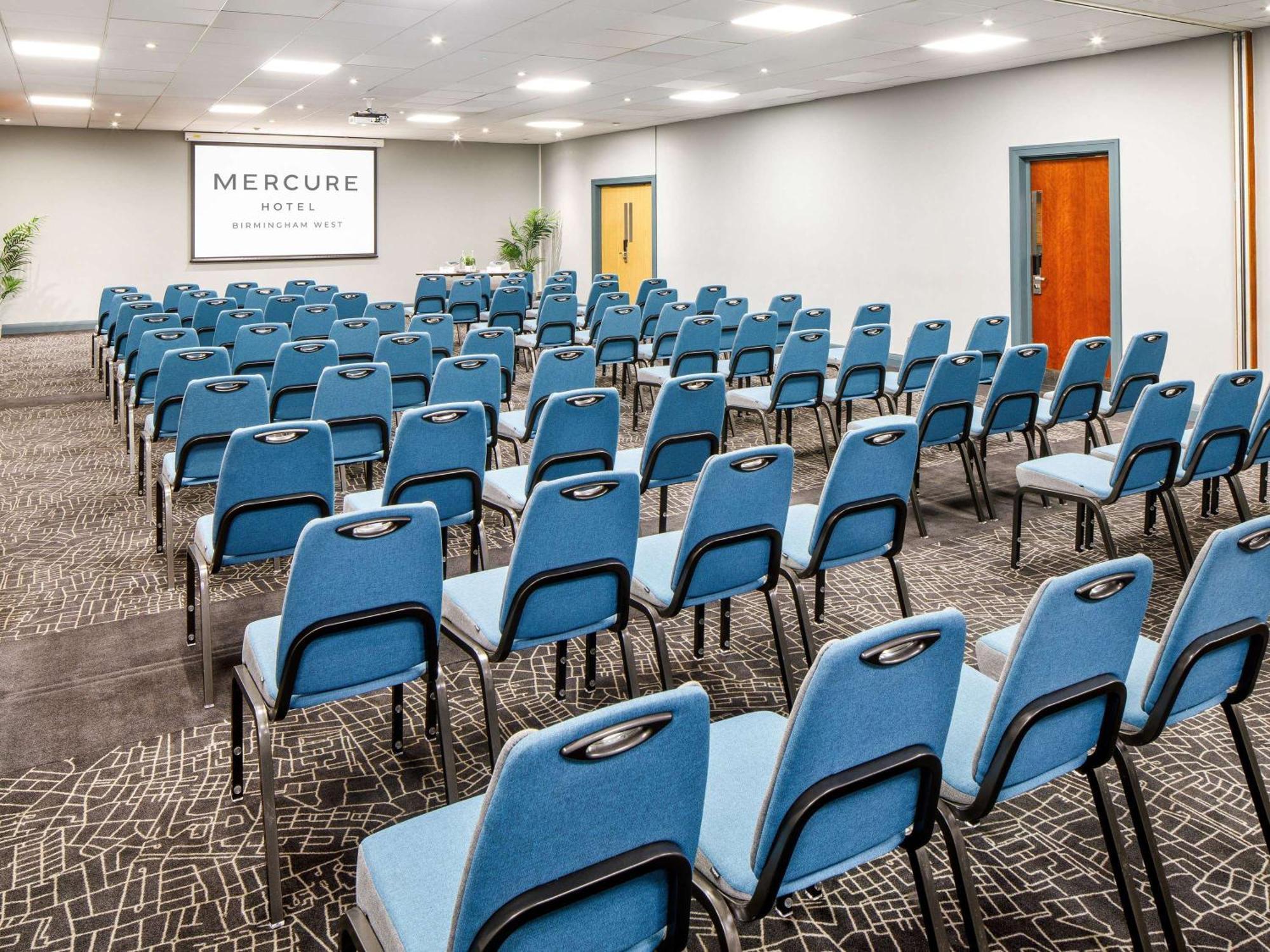 Mercure Birmingham West Hotel West Bromwich Exterior foto